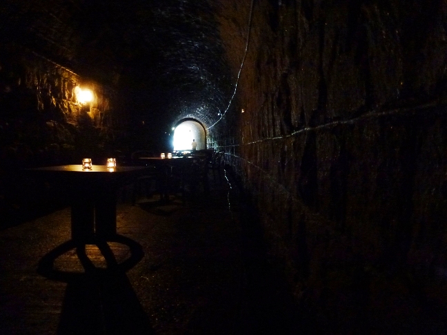 20110818隧道カフェ河口隧道キャンドル